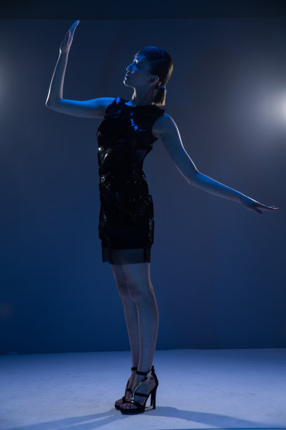 青年时尚女人图片下载