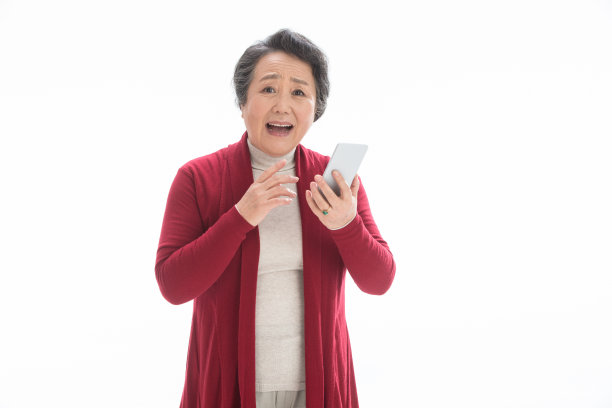 老年人打电话图片下载