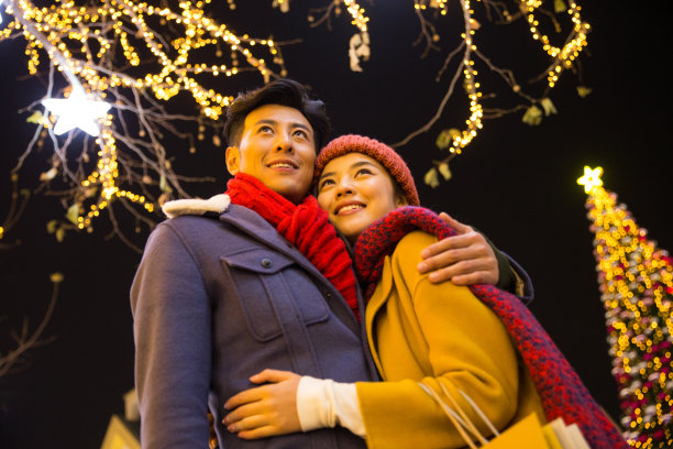 快乐情侣图片下载