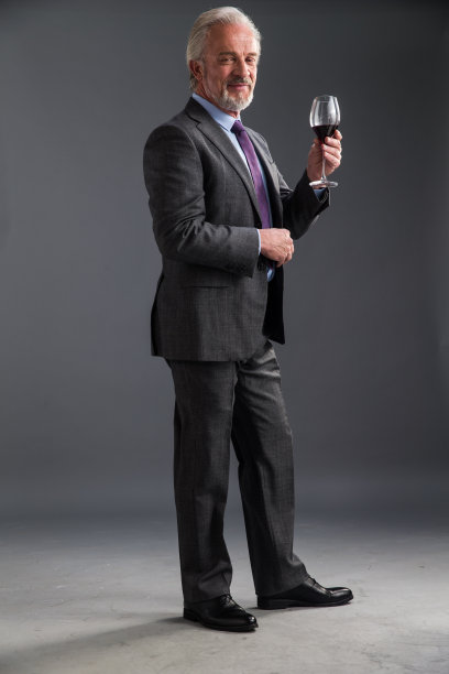 权威商务老年男人图片下载