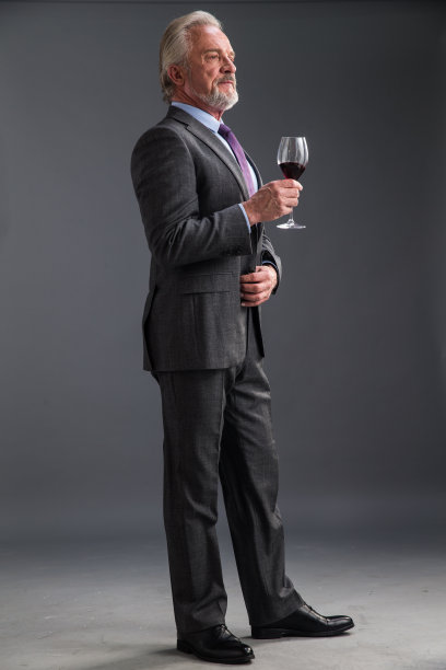 权威商务老年男人图片下载