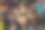 青年人在健身房里健身图片下载