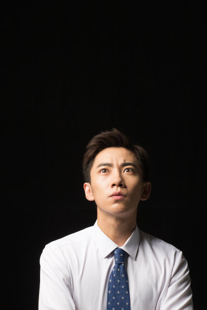 商务青年男人的肖像图片下载