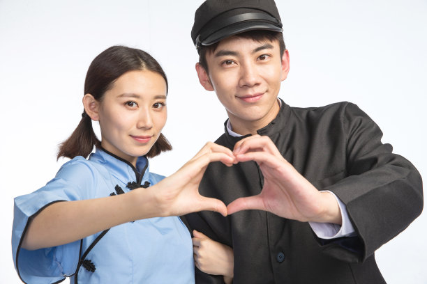 复古青年情侣图片下载