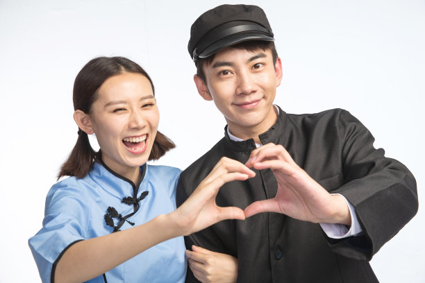 复古青年情侣图片下载