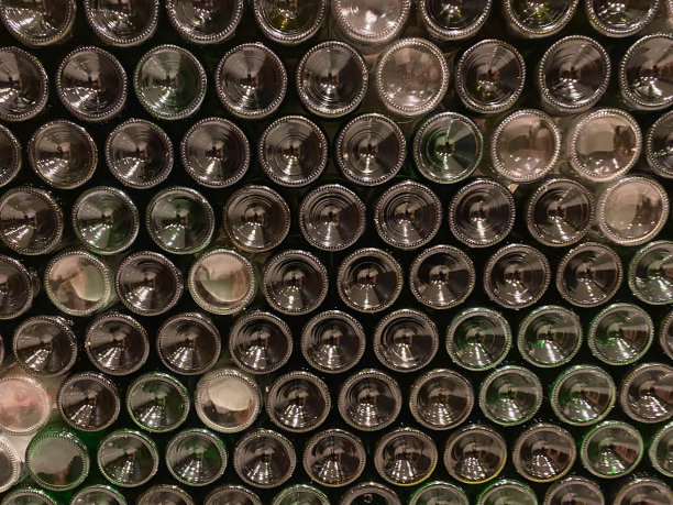 酒瓶底部为背景，特写图片下载