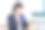 亚洲女学生在教室里学习，智能手机，思考，制服，图片下载