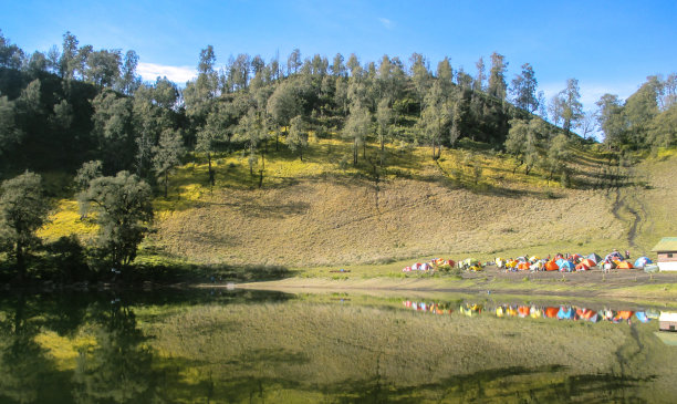 有趣的露营图片下载