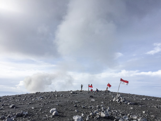 伊东山图片下载