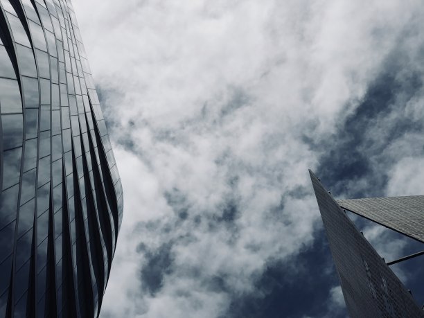 蓝色的反射图片下载