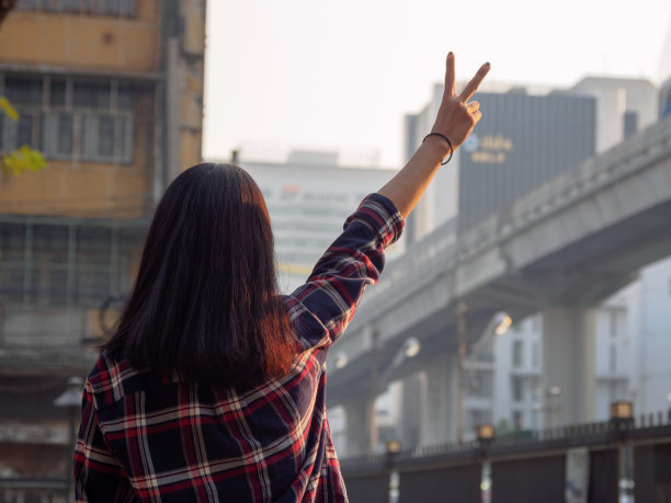 亚洲女人图片下载