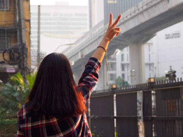 亚洲女人图片下载