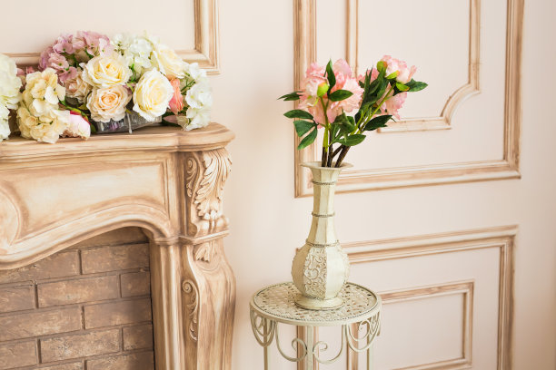 客厅内饰古典花瓶图片下载