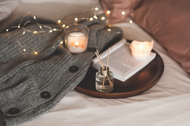 温馨的家庭氛围图片下载