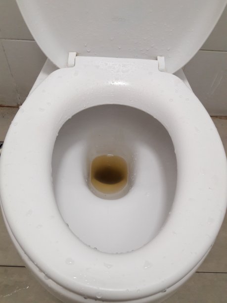 干净和肮脏的厕所照片图片下载