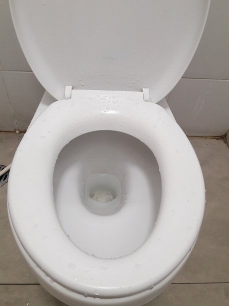 干净和肮脏的厕所照片图片下载