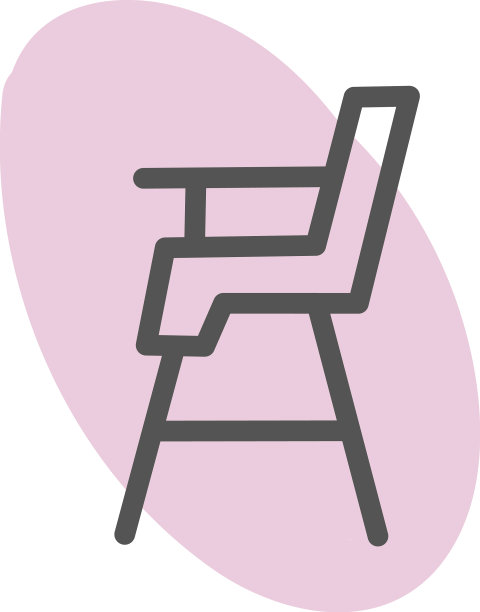 白色背景的婴儿椅图片下载