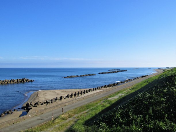 清晨的日本海。图片下载