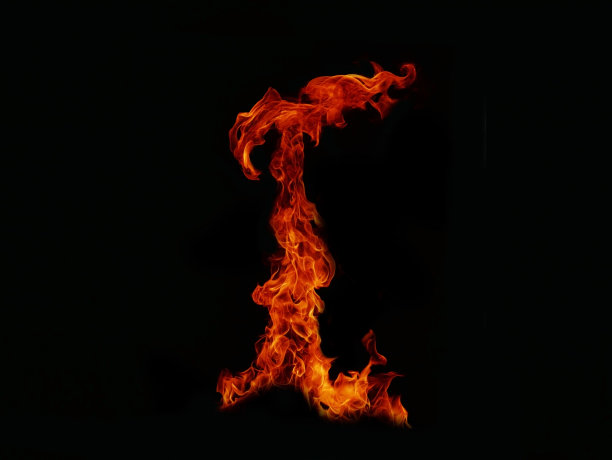 把从炉子里烧出来的肉烧起来图片下载