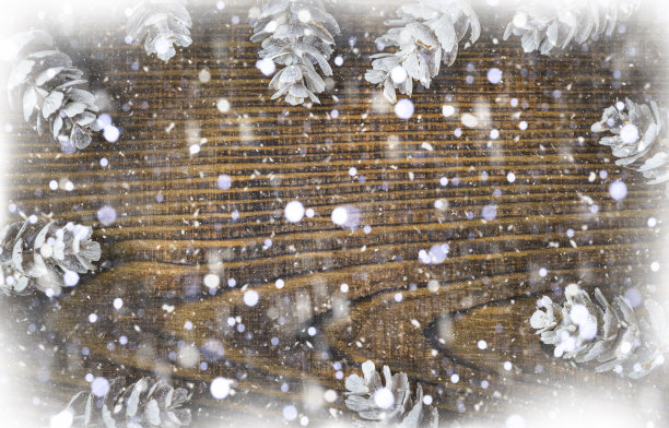 由美丽的白色圆锥体制成的框架图片下载