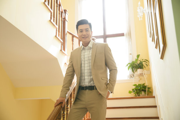 成熟的中年男人图片下载