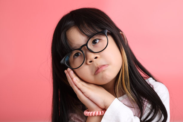 可爱的亚洲女孩图片下载