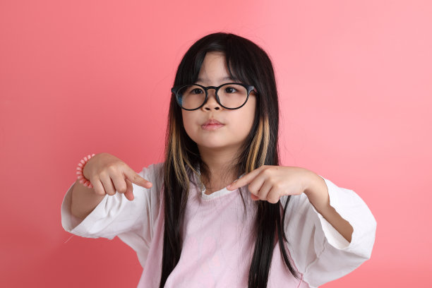 可爱的亚洲女孩图片下载