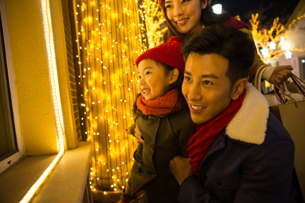 快乐家庭节日购物图片下载