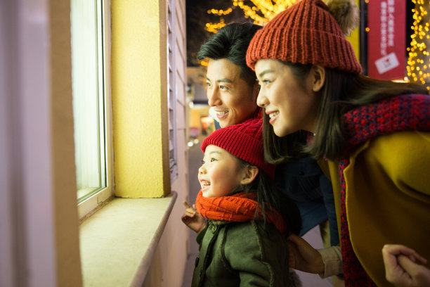 快乐家庭节日购物图片下载