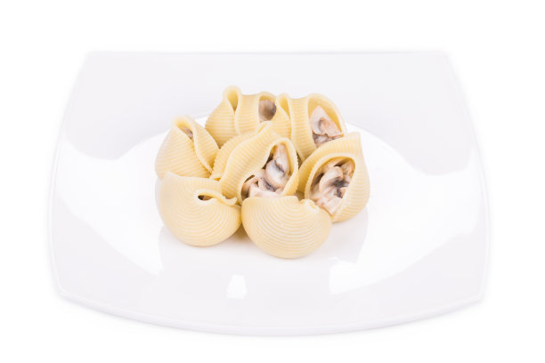 蘑菇馅儿的意大利面。图片下载