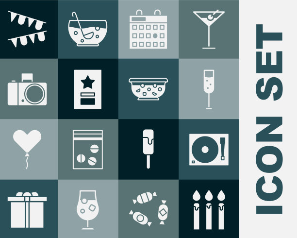 把生日蛋糕蜡烛和黑胶唱片机放在一起图片下载