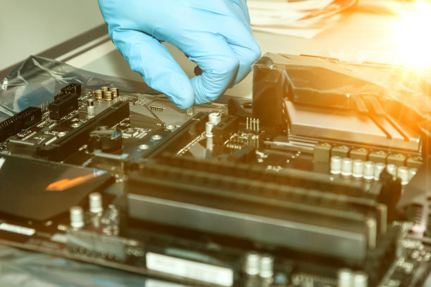 组装，配置和修理个人电脑服务图片下载