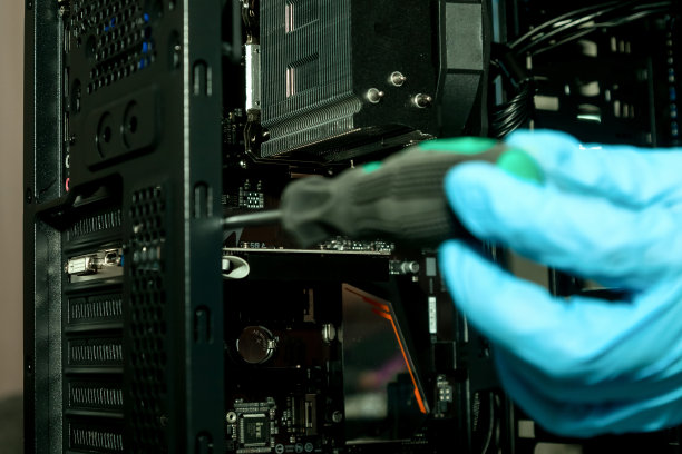 组装，配置和修理个人电脑服务图片下载