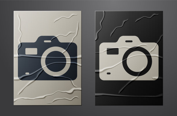 白色照片相机图标孤立在皱巴巴的纸图片下载