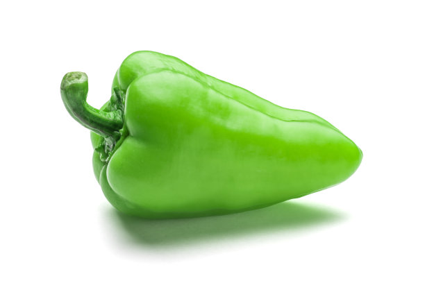 新鲜甜青椒白色背景与修剪路径图片下载
