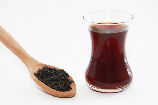 一杯传统的东方土耳其红茶图片下载