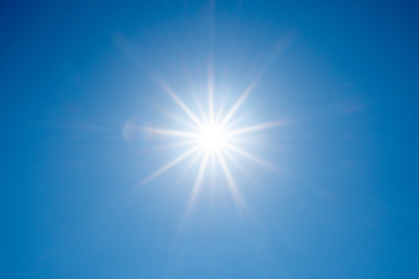 阳光直射蓝天图片下载