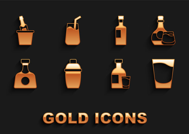 设置鸡尾酒调酒器、威士忌酒瓶和玻璃杯图片下载