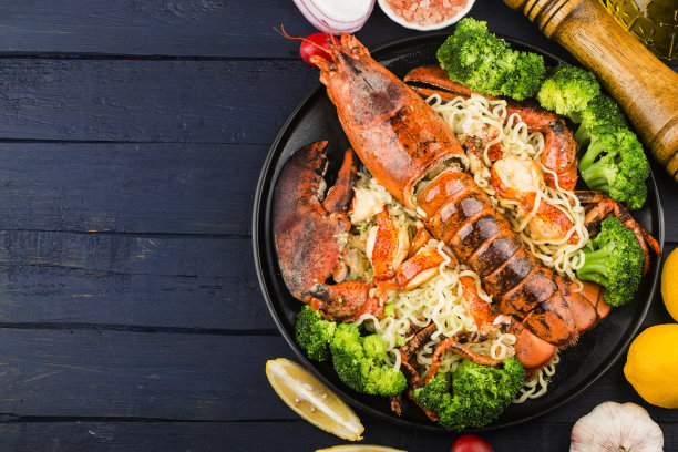 一盘波士顿龙虾蒸面图片下载