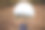 一个玩大圆镜的女孩图片下载