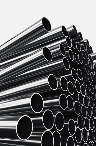 白色背景下金属管的特写。白色背景上孤立的一堆铁管。3 d渲染图图片下载