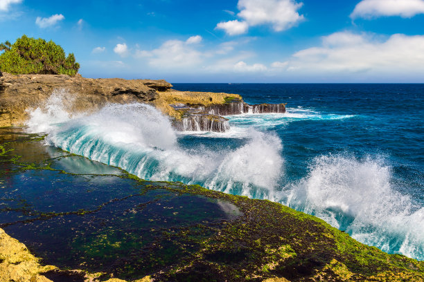 魔鬼之泪在Nusa Lembongan图片下载