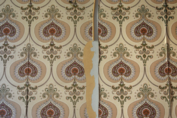 带有复古图案的破旧和皱巴巴的墙纸图片下载