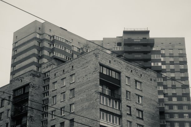 城市建筑中的平行线图片下载