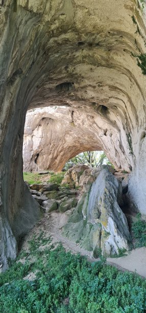 高山峡谷。图片下载