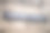旧石墙上的图书馆路标志。图片下载