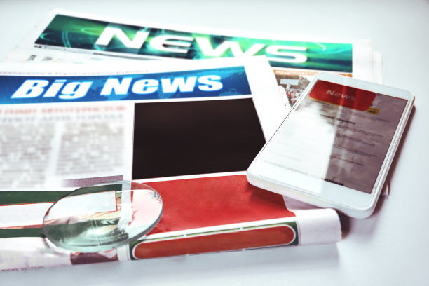 有新闻或报道的报纸。新闻，一个图片或文本的地方。软选择性选择性聚焦，纹理和报纸纹理，特写图片下载