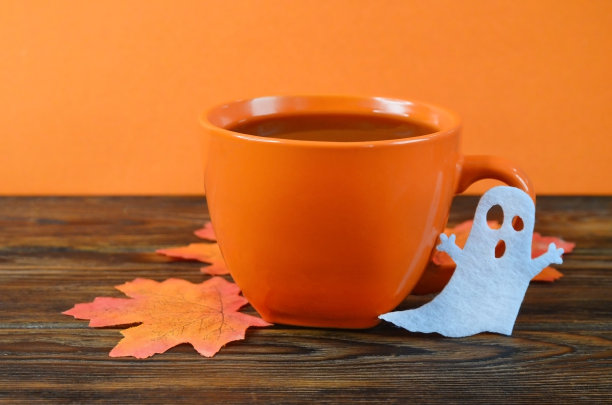 万圣节与鬼喝酒图片下载
