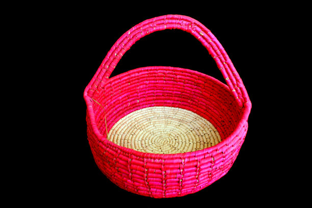 手工枣棕榈叶工艺品图片下载