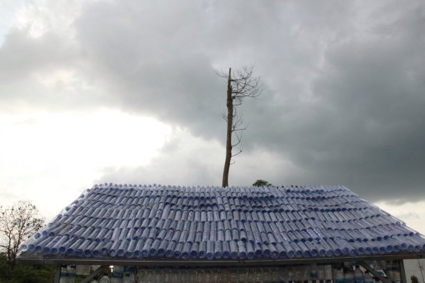 塑料瓶的房子图片下载